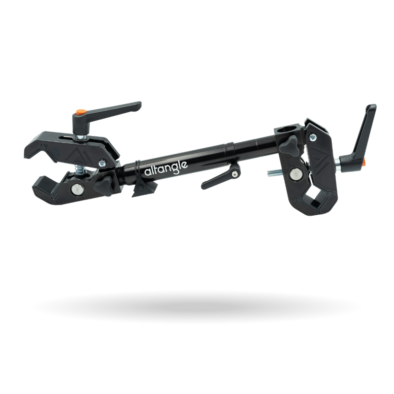 Connect Pro with two clamps joined by the Pro Bar